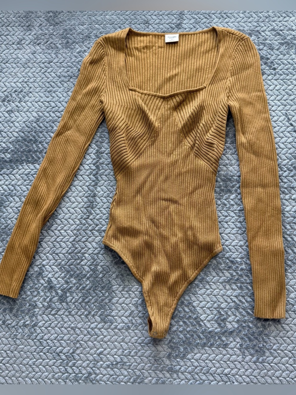 Abercrombie & Fitch Long Sleeve Ribbed Sweetheart Neck Bodysuit Size Medium